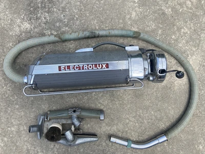 $99.99 • Buy Vintage Retro 1937-1954 Electrolux XXX Vacuum Cleaner Model 30  W/Retractable