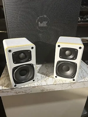 Mirage AVS-200 Surround Speakers White Pair • $34.99