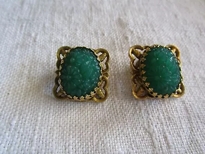 Signed FREIRICH Vintage Molded Green Flowers/gold Tone Clip Earrings APR24-17 • $8