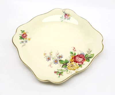 $15 • Buy Vintage J & G Meakin, Sunshine Pattern, Square 21cm Plate
