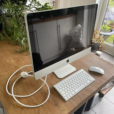 Apple IMac 21.5 Late 2009 Model A1311 • £40