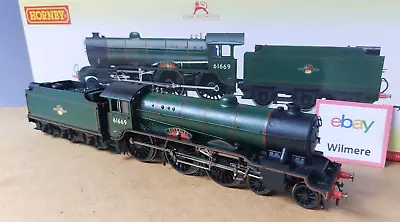 Hornby R3003 - BR Class B17/6 4-6-0 61669 'BARNSLEY' In Late Green Livery  *MIB* • £105