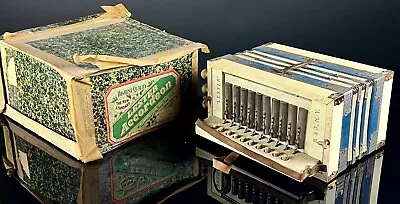 Early 1900 Lester Steel Organ Accordion ACCORDEON IN THE ORIG BOX! • $15.50