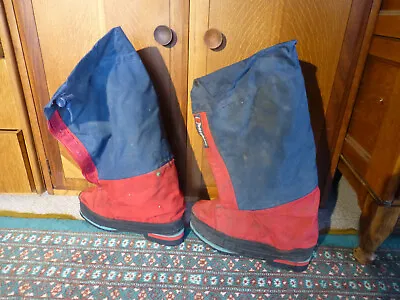 Koflach Plastic Mountaineering Boots With Yeti Gaiters UK7.5 • £15