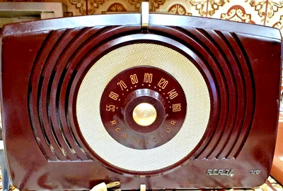 $75 • Buy 1951 RCA Radio Model X551 Brown Bakelite Vacuum Tube Works
