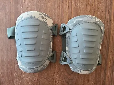 US Military ACU Knee Pads McGuire Nicholas Tactical Protection NEW ONESIZE • $10