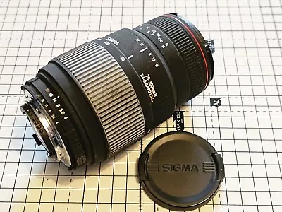 Sigma 70-300mm F/4-5.6 APO DG Macro Nikon Fit Lens. WORKING. • £49.99