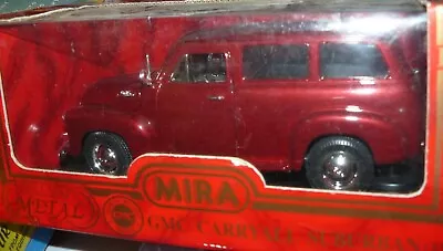 1/18  GMC Suburban  Maroon • $69.95