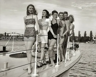 Vintage 1940s Gorgeous Girls On Sail Boat Photo Pin-Up Swimsuit Models Actresses • $11.95