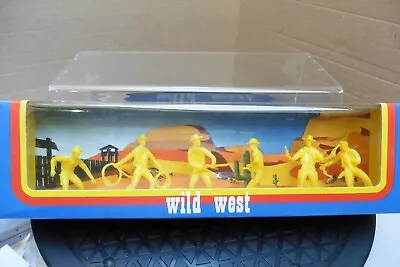 VINTAGE 80`s MEHANOTEHNIKA WILD WEST 50mm PLASTIC COWBOYS BOXED OLD STOCK • $28.35