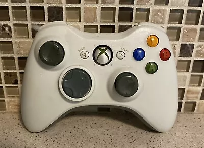 Official OEM Microsoft Xbox 360 White Wireless Controller With Battery Cover • $17