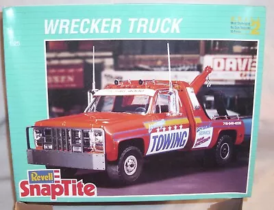 Revell 1977 Gmc Wrecker Tow Truck Snap Tite Model Kit 1:25 6393 • $49.99