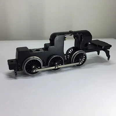 Hornby Dublo 3 Rail 0-6-2 Rolling Chassis - Good Condition (#356] • £14.99