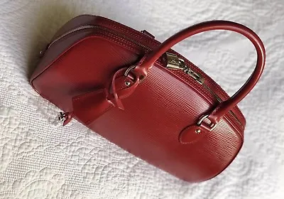 Louis Vuitton Jasmin Epi Leather Red Handbag Preowned. AUTHENTIC 100% • $999