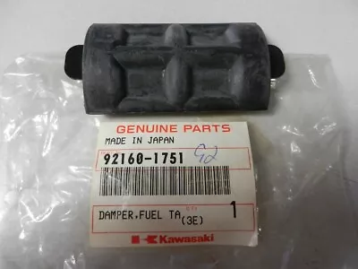 NOS Kawasaki Fuel Tank Damper 1996-2004 VN1500 2004-2008 VN1600 92160-1751 • $15.99