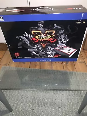 £585 • Buy Street Fighter V Mad Catz TE2 Arcade Fight Stick Tournament Edition  For PS3/PS4
