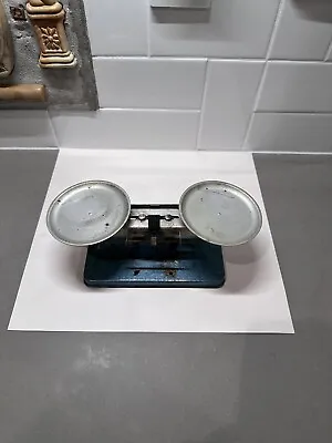 Vintage Pelouze Mfg Co. Small Desktop Laboratory Scale Without Counter Weights • $11