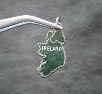 WBs Ireland Outline Map Vtg Sterling Silver Enamel Travel Bracelet Charm 1.7g • $28.50