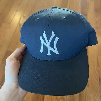 New York Yankees Snapback Hat Vintage MLB  • $67