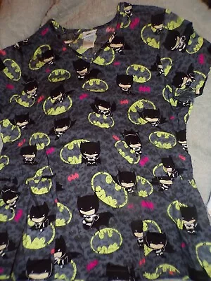 Baby Batman Short Sleeve Scrubs Top Sz L  Multicolor Superhero Pediatric Pockets • $10