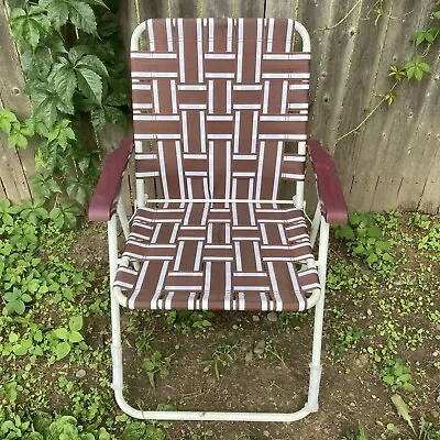 Vintage Brown White Webbed Folding Lawn Chair • $29.99