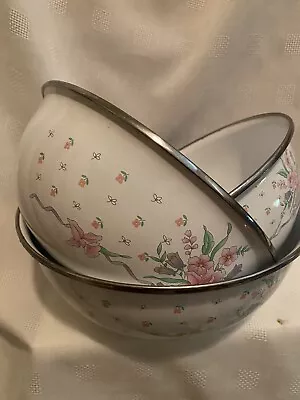 Vintage GMI Mixing 3 Nesting Bowls Enamel On Metal  Iris Pattern • $24