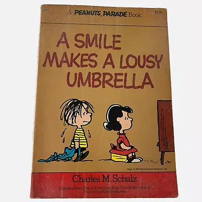 Vintage Peanuts Parade Book Paperback #17 A Smile Makes A Lousy Umbrella Schulz • $14