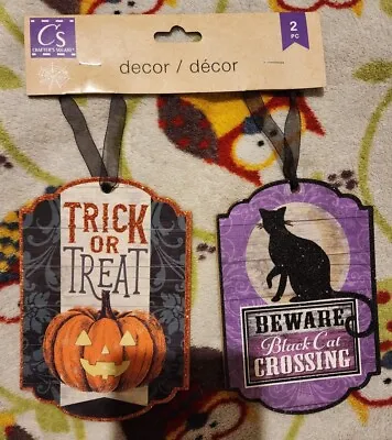 Crafter's Square Set Of Two Halloween Signs • $9.50