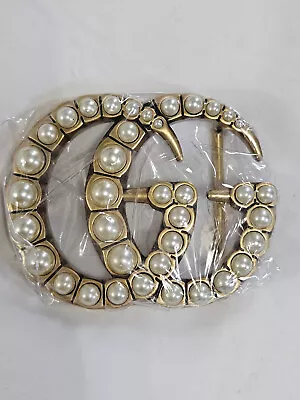 Gucci GG Pearl Buckle Gold • $117