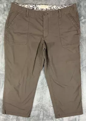 Eddie Bauer RipStop Capri Pants Women's Size 12 Brown Pockets • $12.99