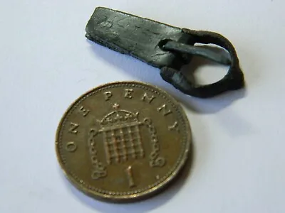 £0.99 • Buy Small Complete Un Researched Medieval Stirrup Buckle Metal Detecting Detector