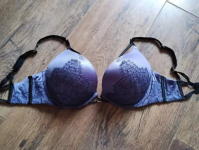 Victoria's Secret Bombshell Plunge Bra 32D • £10