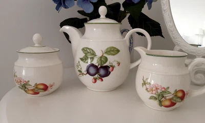 £19.99 • Buy Marks & Spencer St Michael M&s China Ashberry Teapot Milk Jug Lidded Sugar Bowl