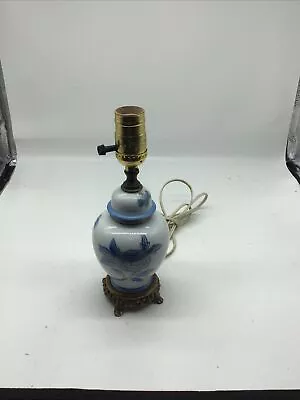 Vintage Blue And White Porcelain Table Lamp • $9.99