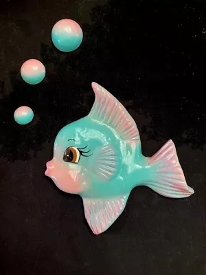 BLUE & PINK FISH W Bubbles Wall Plaque G/w Vintage Or Retro Mermaid Bath • $45