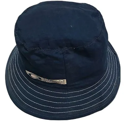 Vintage Oakley Bucket Hat • $32.85