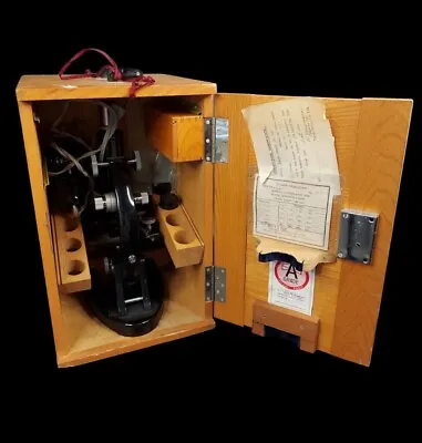 Rare Vintage Tiyoda Tokyo 1956 Microscope Set With Wooden Case  • $150