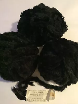 Vintage Bulky Fancy Chenille Type Yarn - Black - 3 X 2oz Balls - Total 160g • £5