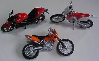 Maisto Honda CRF Motocross KTM 525 SX Dirt Bike Ducati Motorcycle • $22