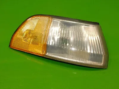 90-93 Integra OEM Passenger Right Front Corner Turn Signal Marker Light Lamp  • $63.79