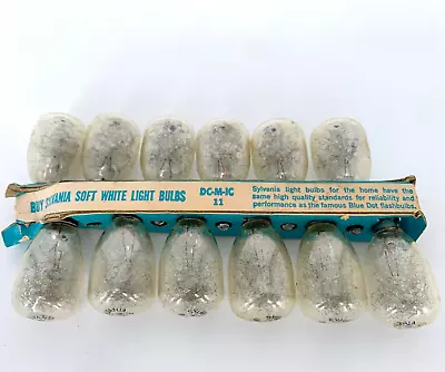 Sylvania Blue Dot M3 Flashbulbs Soft White - Extensive Box Wear X12 Vintage  • $9.60