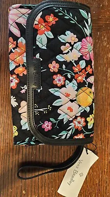 NEW VERA BRADLEY SMARTPHONE WRISTLET/WALLET Discontinued TANGERINE TWIST Nwt • $24.99