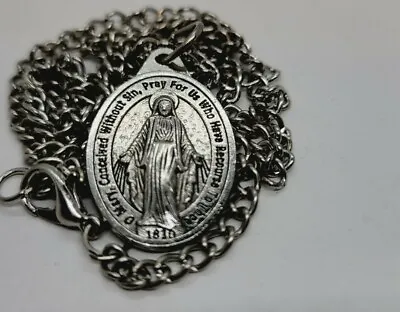 † Mary Conceived Medallion Pendant Necklace Silver Tone 20  †  Pray For Us • $8.10