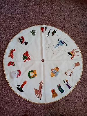 Vintage Felt Christmas Tree Skirt Appliques Mid Century Sequin & Beads 43   • $69.95