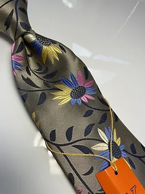 Nwt Verse 9 Multi Color Floral Style Print Silk Designs Neck Tie & Hanky • $24.99