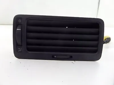 VW Jetta TDI Right Front Illuminated Dash Air Vent MK4 00-04 OEM 1J1 819 710 B • $33.99