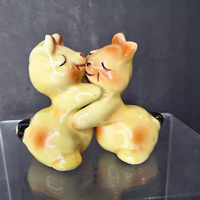 Van Tellingen Bunny Hug Salt & Pepper Shakers Huggers 1950s 50s 40s-60s Vintage • $19.99