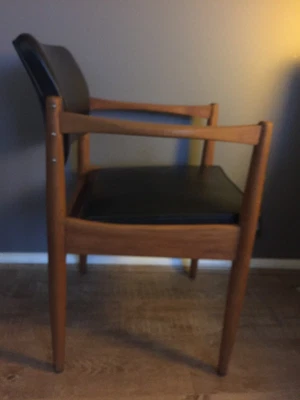 $60 • Buy Mid Century / Eames Era Arm Dining Chair