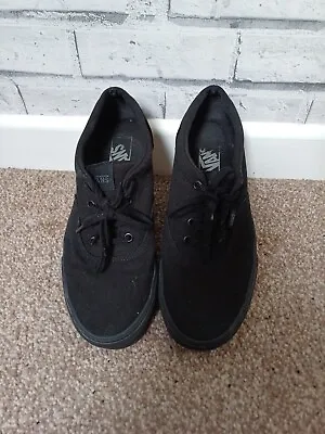 Vans Off The Wall Atwood Low Top Triple Black Canvas Trainers Size UK 6.5 • £14.99