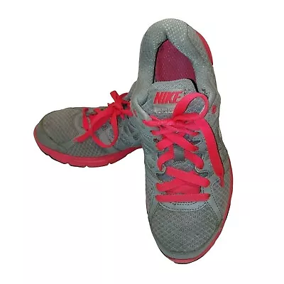 Nike Relentless2 Womans 7.5 Sneaker Running Shoe Pink Gray Logo Light Weight • $19.16